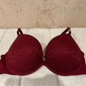 Victoria’s Secret Wear Everywhere Super Push-Up Bra NWT